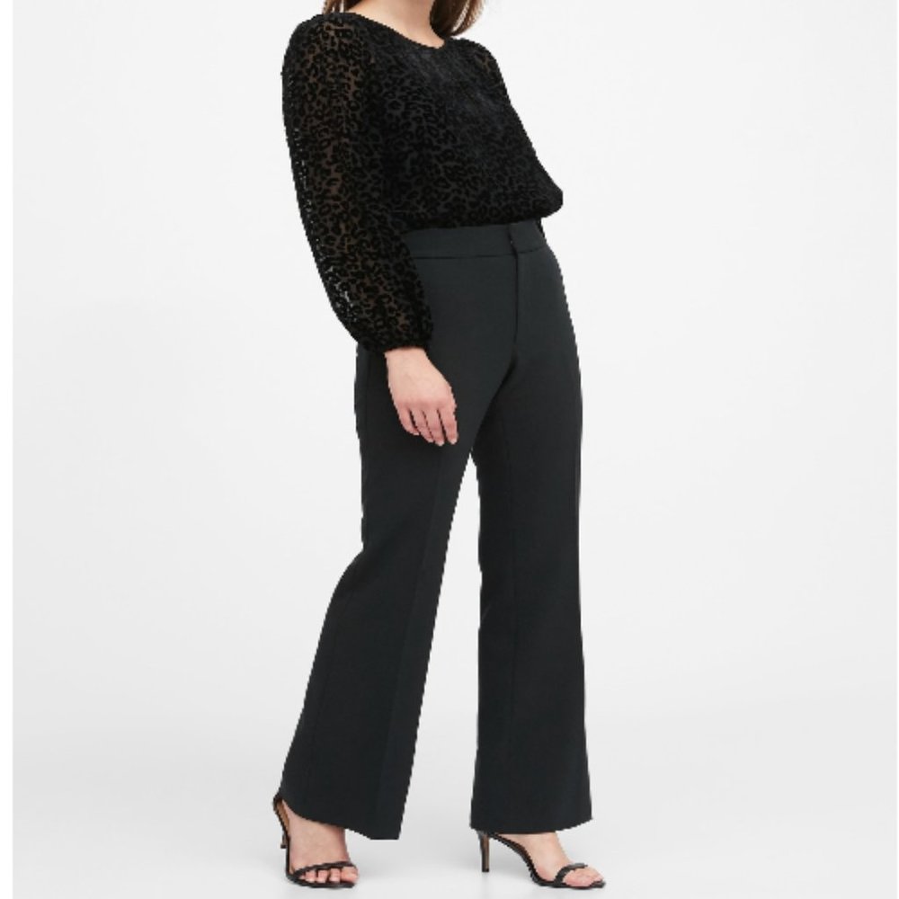 NWT BanRep High Rise Flare Pant 4 Black F650